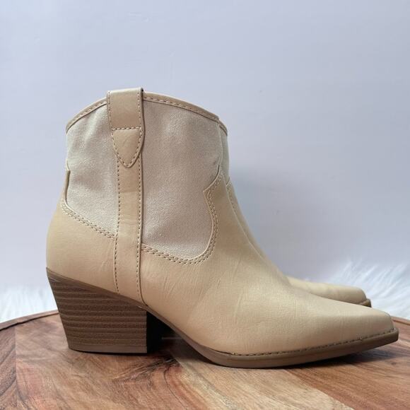 Universal Thread Womens Size 8 Kay Western Cowboy Side Zip Beige Ankle Boots - Picture 1 of 12